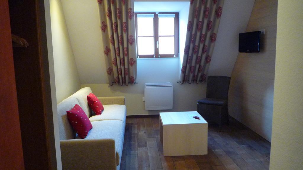 Hotel Winzenberg Blienschwiller Rum bild
