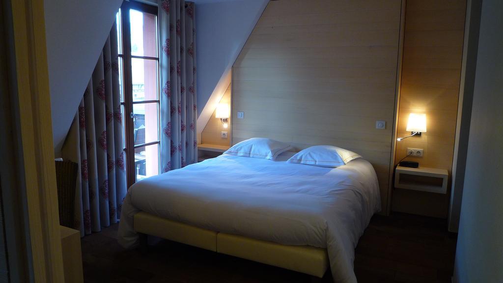 Hotel Winzenberg Blienschwiller Rum bild